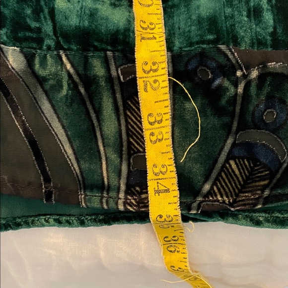 Elegant Green and Black Women's Kimono Jacket - Picture 9 of 13